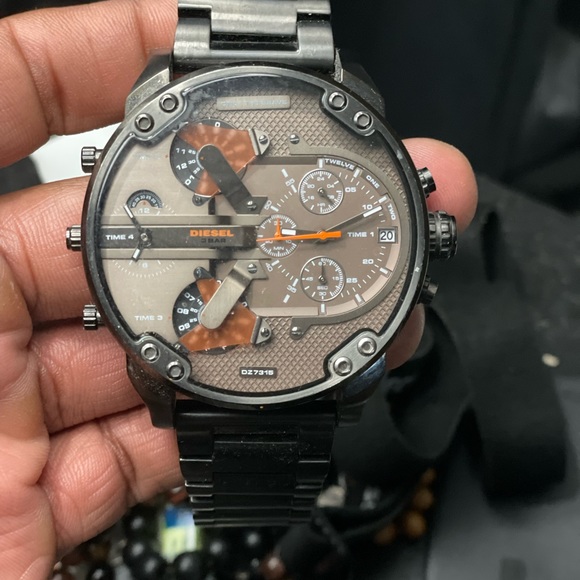 Fossil Big Face Watch - Picture 2 of 3